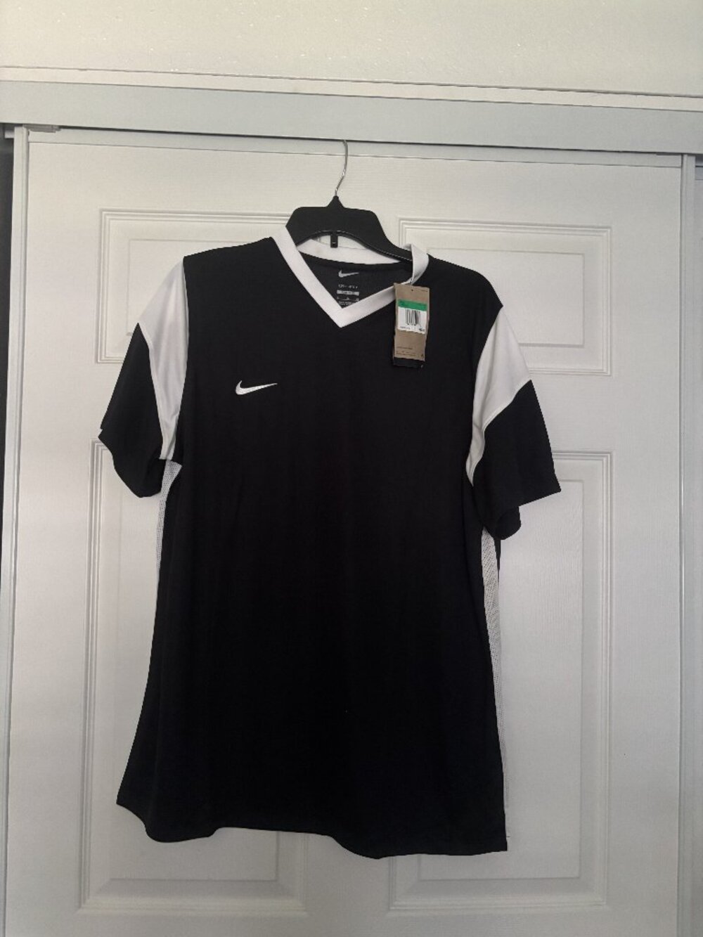 Men's sports t-shirt